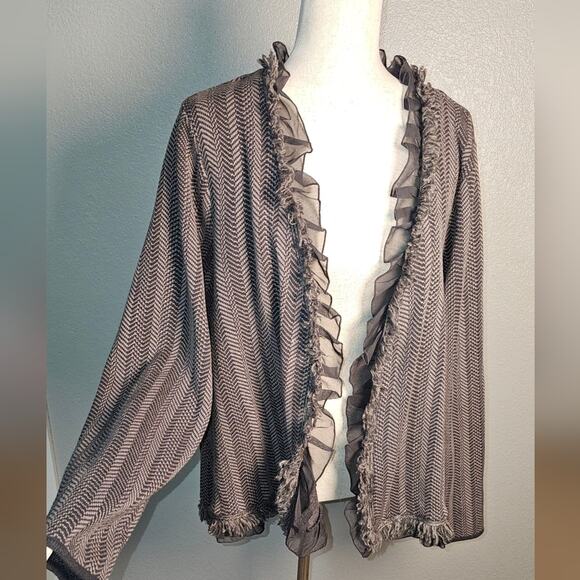 Dana Buchman Size 2x Elegant Gray Ruffled Textured Cardigan Sweater - Picture 5 of 7